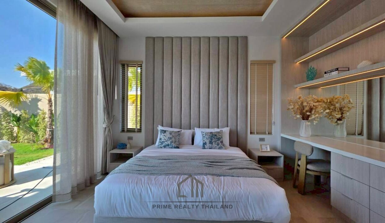 batch_LINE_ALBUM_The Mountains 12.9_260427_35