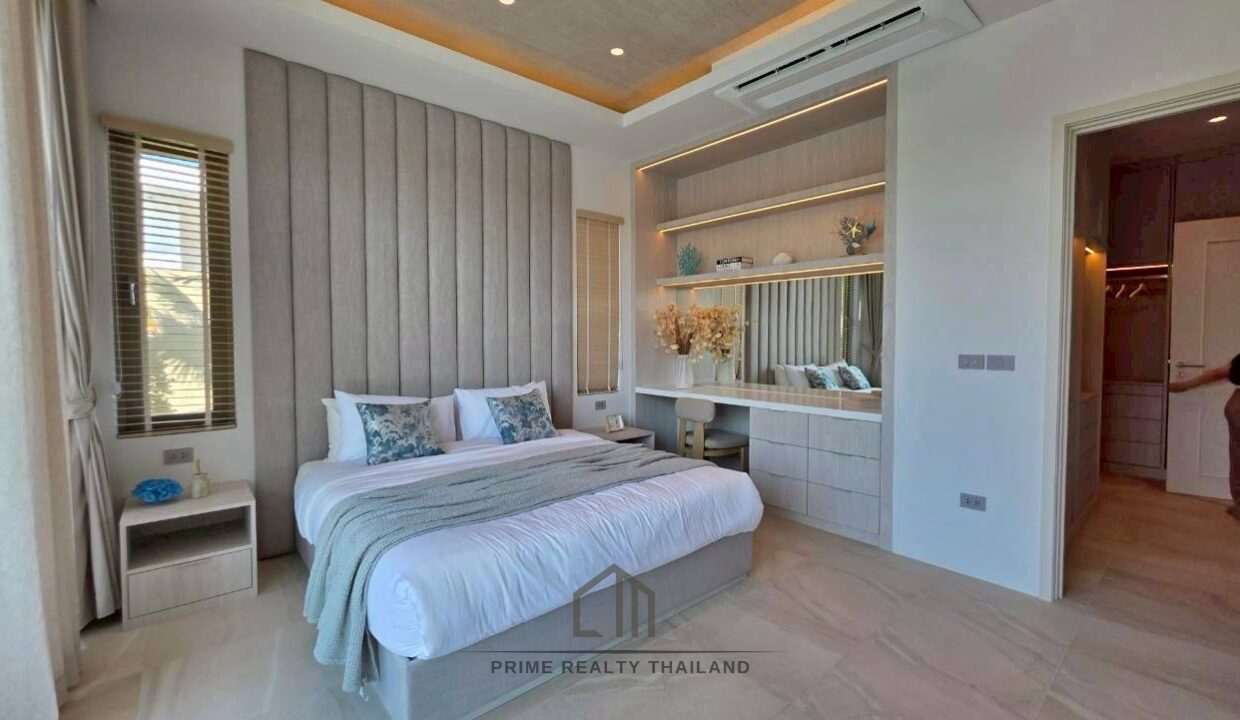 batch_LINE_ALBUM_The Mountains 12.9_260427_37