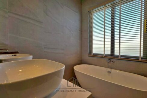 batch_LINE_ALBUM_The Mountains 12.9_260427_40