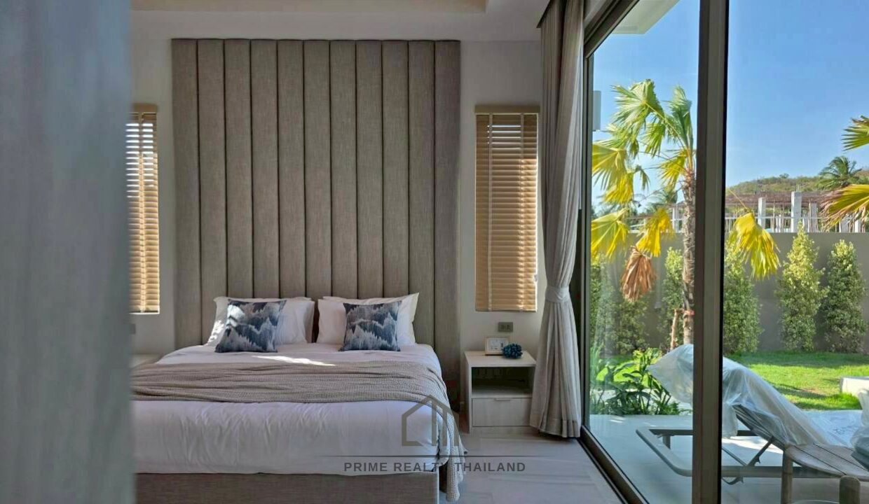 batch_LINE_ALBUM_The Mountains 12.9_260427_44