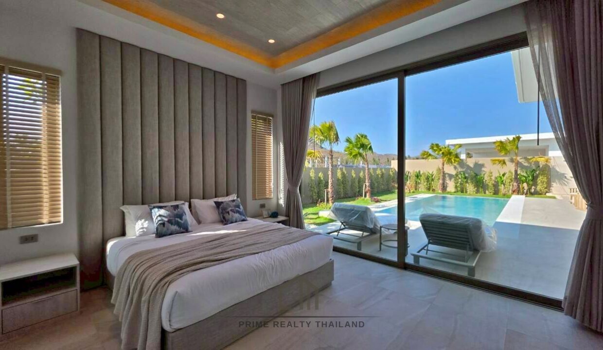 batch_LINE_ALBUM_The Mountains 12.9_260427_46