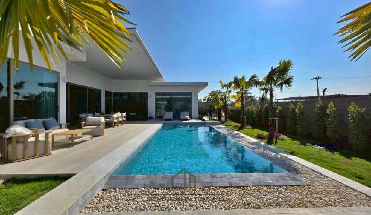 batch_LINE_ALBUM_The Mountains 12.9_260427_9