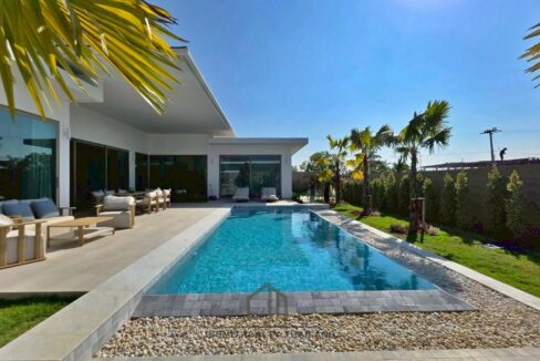 batch_LINE_ALBUM_The Mountains 12.9_260427_9