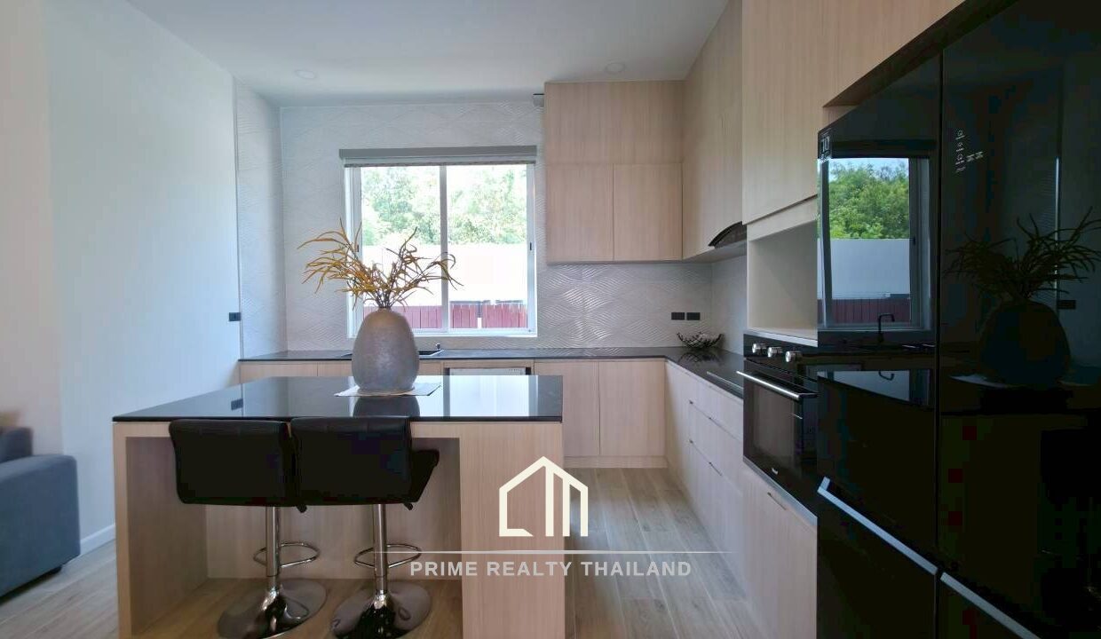 batch_LINE_ALBUM_The Pyne plus 10.8_260408_19