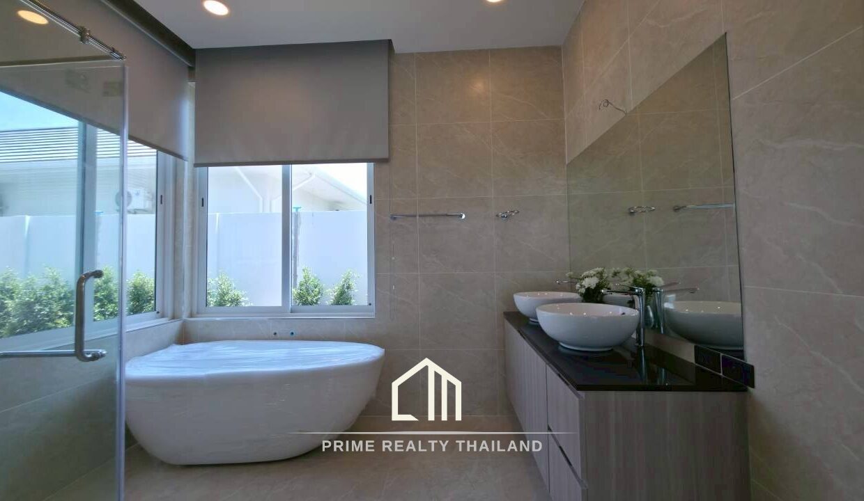 batch_LINE_ALBUM_The Pyne plus 10.8_260408_38