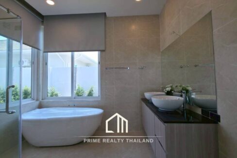 batch_LINE_ALBUM_The Pyne plus 10.8_260408_38