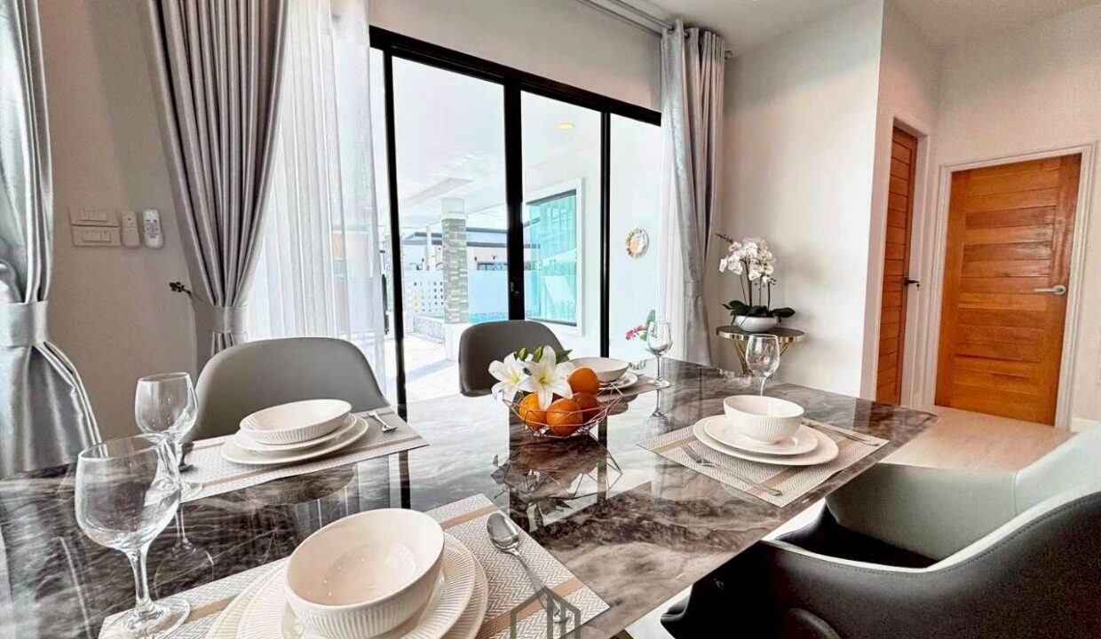 batch_LINE_ALBUM_Villa Town_260426_20