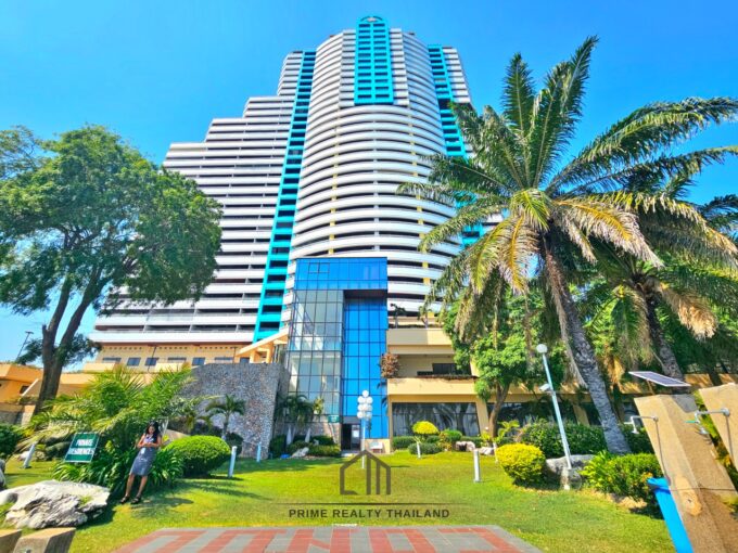 Stunning Seaview Duplex Penthouse | 4 Bedrooms 4 Bathrooms | Cha-Am