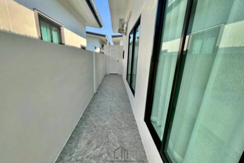 batch_LINE_ALBUM_5182026_260518_22