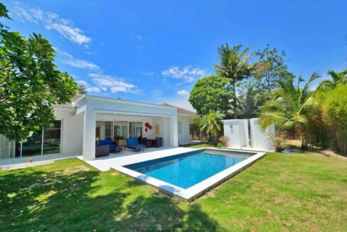 batch_LINE_ALBUM_Baan Ing Phu rent_260504_11