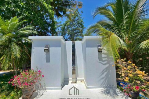 batch_LINE_ALBUM_Baan Ing Phu rent_260504_14