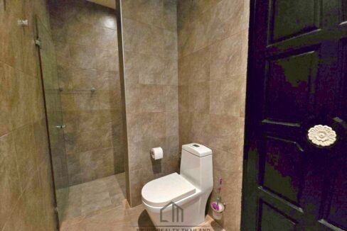 batch_LINE_ALBUM_Baan Ing Phu rent_260504_16