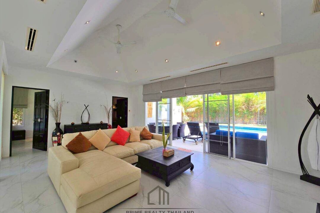 batch_LINE_ALBUM_Baan Ing Phu rent_260504_22