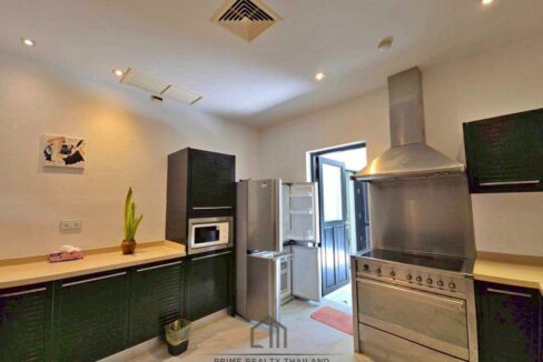 batch_LINE_ALBUM_Baan Ing Phu rent_260504_6