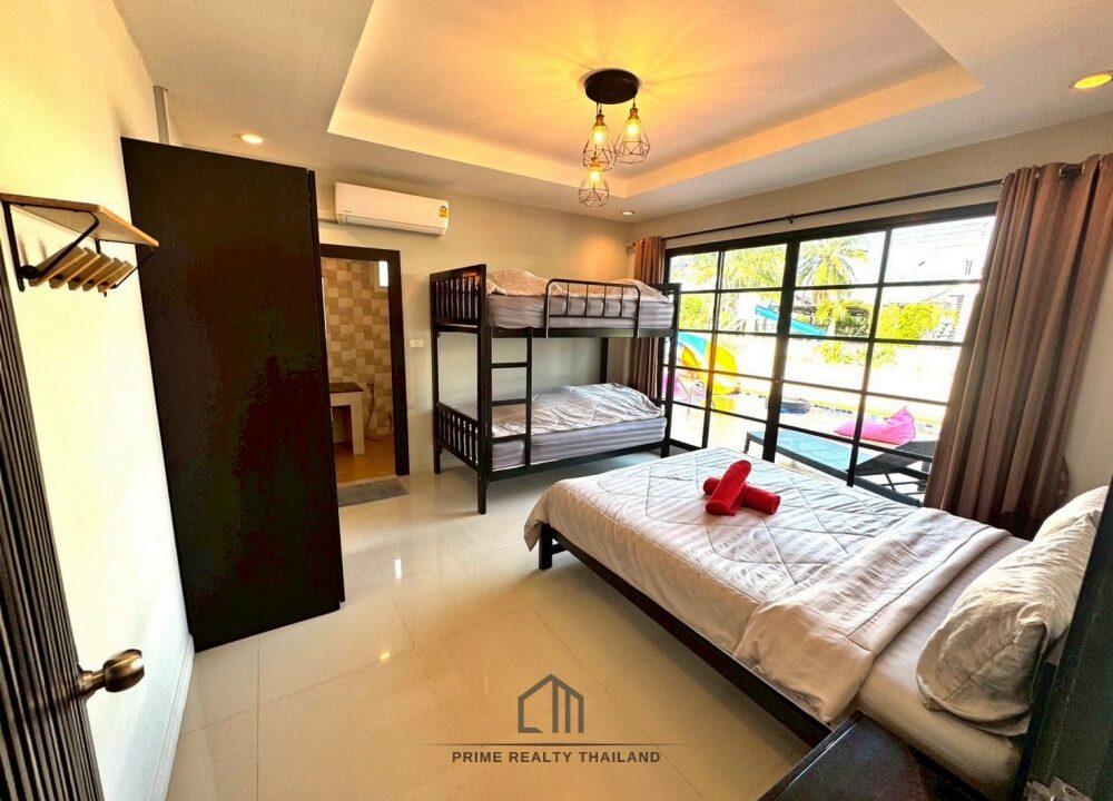 batch_LINE_ALBUM_Huahin 6 3.39mb_260529_5