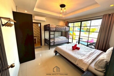 batch_LINE_ALBUM_Huahin 6 3.39mb_260529_5