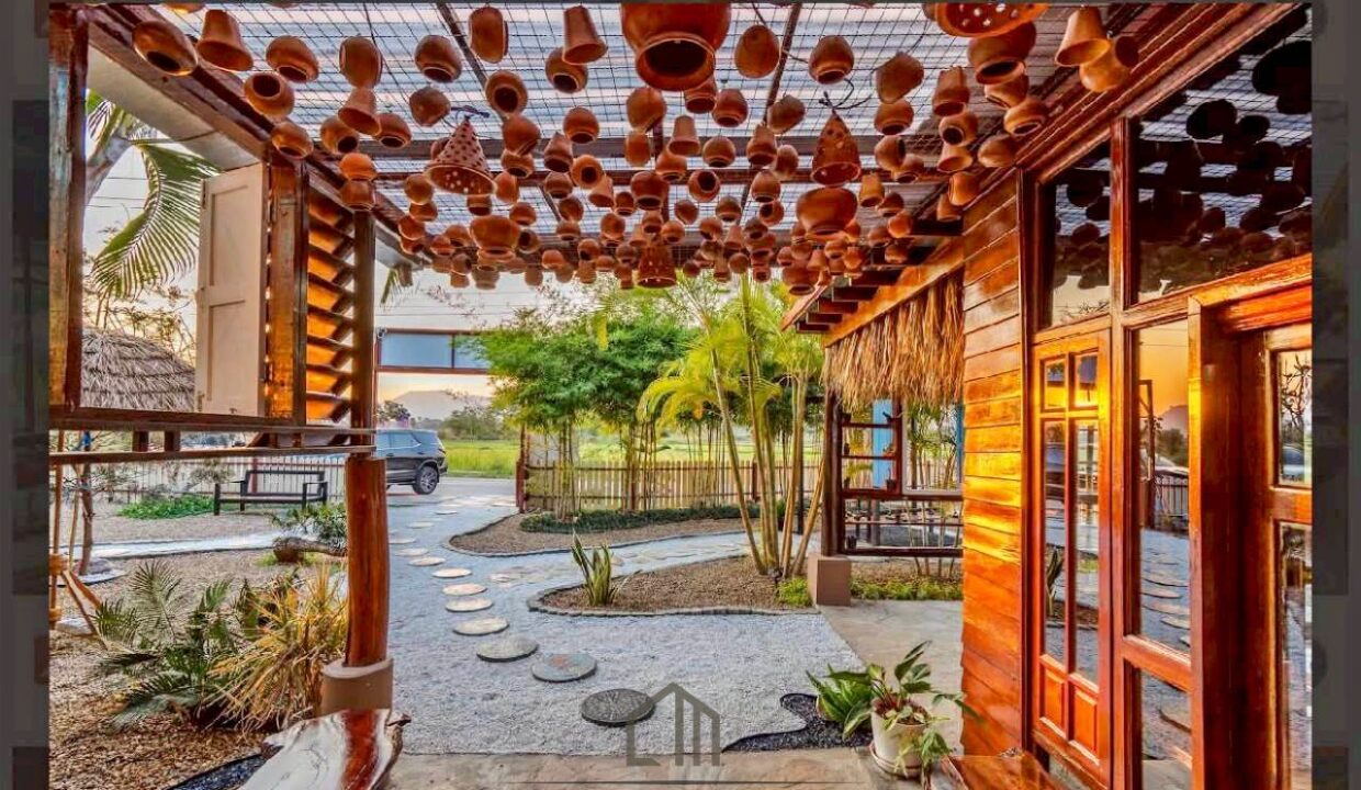 batch_LINE_ALBUM_Restaurant for sale_260503_10