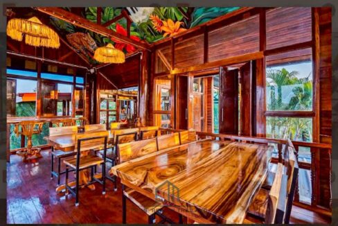 batch_LINE_ALBUM_Restaurant for sale_260503_11