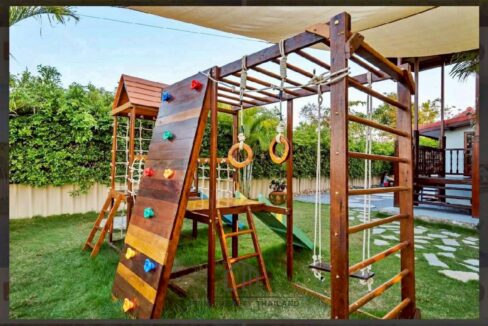 batch_LINE_ALBUM_Restaurant for sale_260503_17