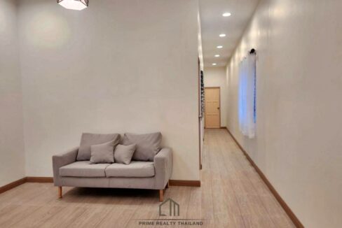 batch_LINE_ALBUM_Townhome102_260529_4