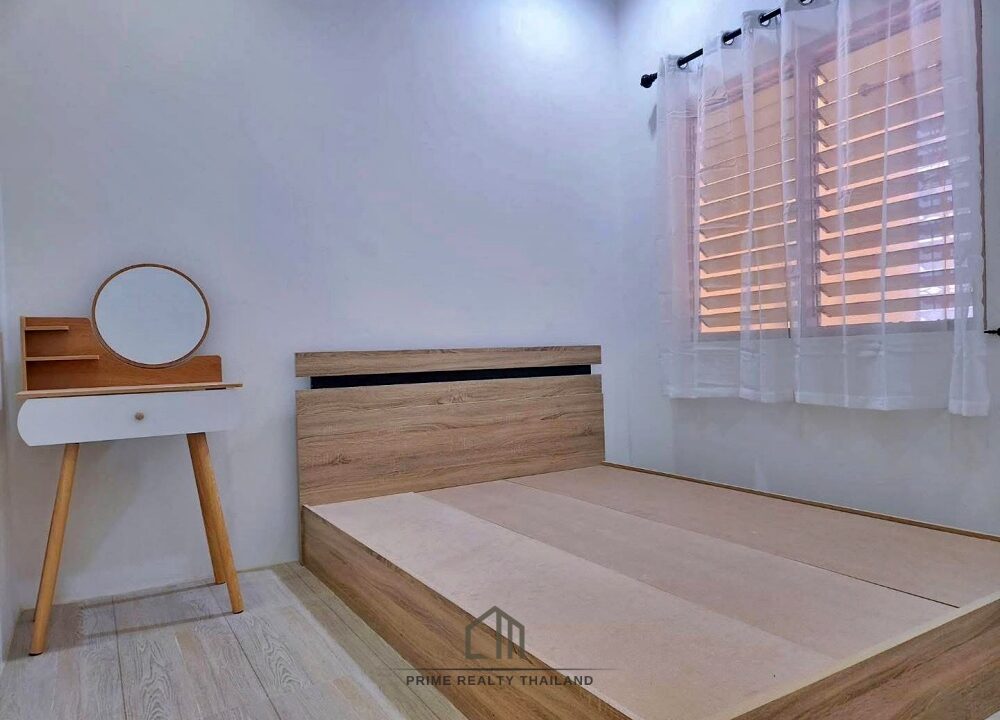 batch_LINE_ALBUM_Townhome102_260529_7