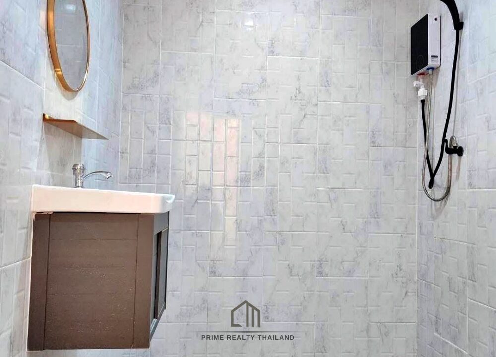 batch_LINE_ALBUM_Townhome102_260529_8