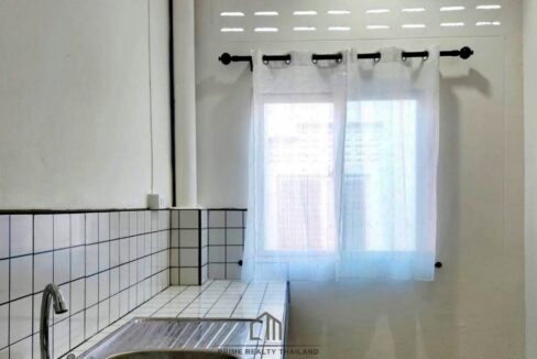 batch_LINE_ALBUM_Townhome102_260529_9