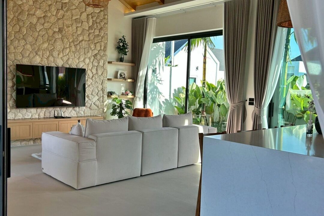 batch_LINE_ALBUM_Villa Aurelia_260504_2