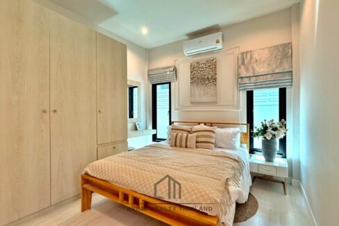 batch_LINE_ALBUM_Villa Town 4_260503_11