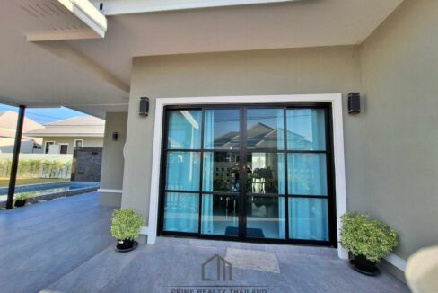 batch_LINE_ALBUM_Villa Town rent_260503_1