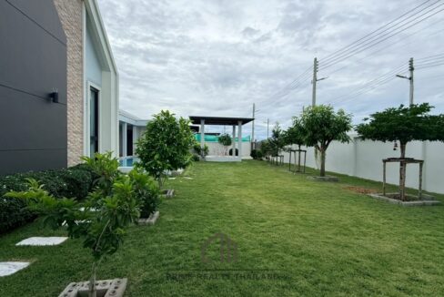 batch_LINE_ALBUM_iBreeze_260703_12