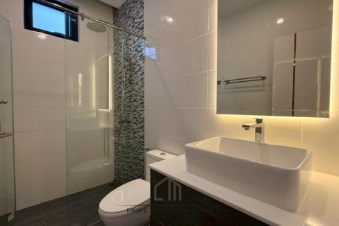 batch_LINE_ALBUM_iBreeze_260703_37