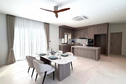 08-dining-kitchen