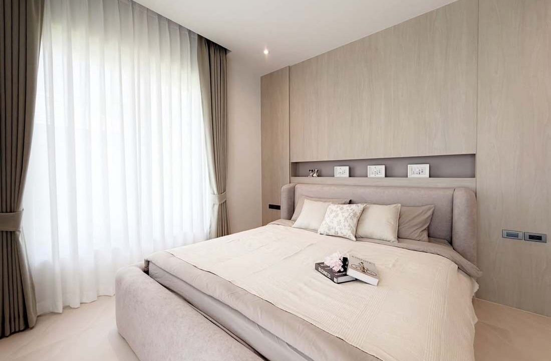 10-bedroom