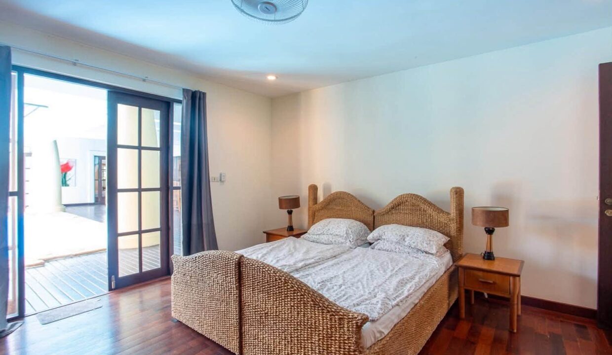 Hua Hin Soi 116 private pool villa 11