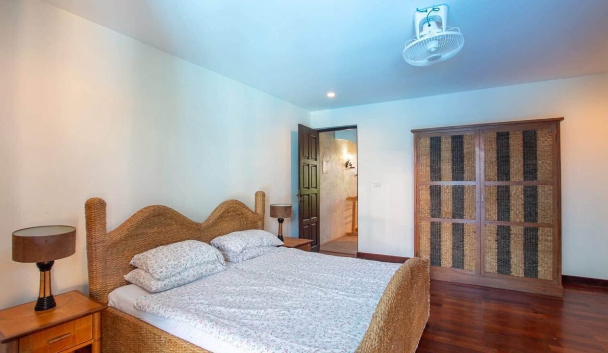 Hua Hin Soi 116 private pool villa 12