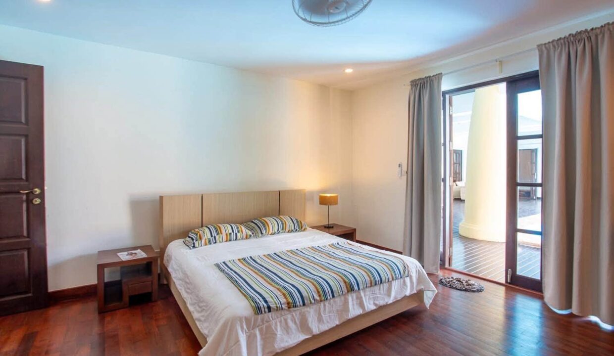 Hua Hin Soi 116 private pool villa 22