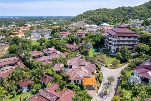 Hua Hin Soi 116 private pool villa 37