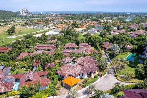 Hua Hin Soi 116 private pool villa 38
