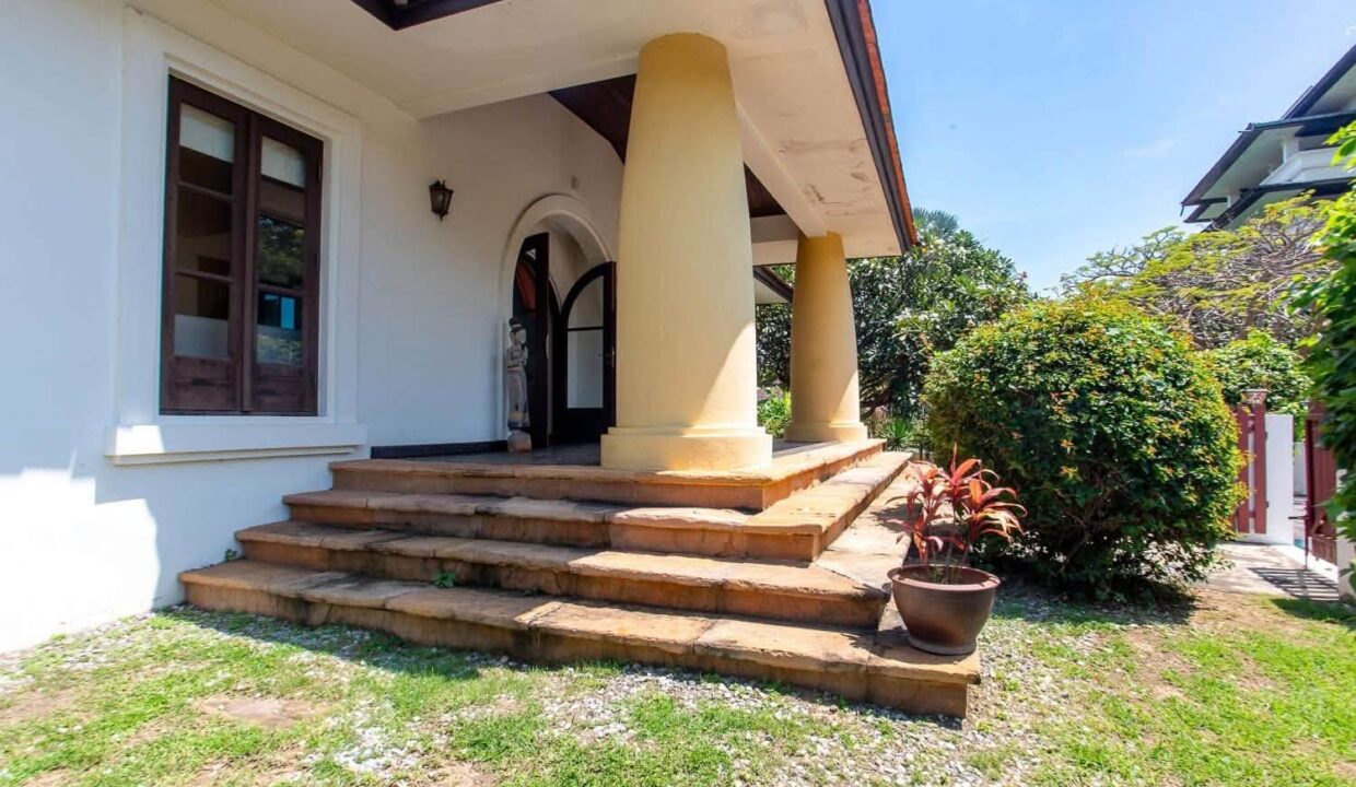 Hua Hin Soi 116 private pool villa 39