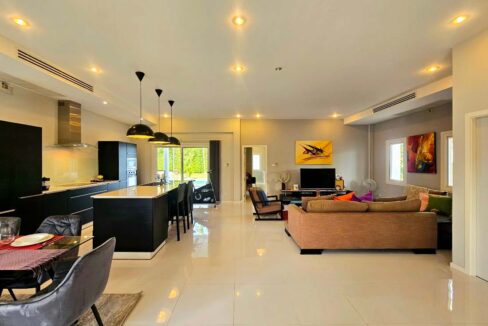 the-view-soi112-04