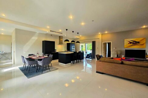 the-view-soi112-06